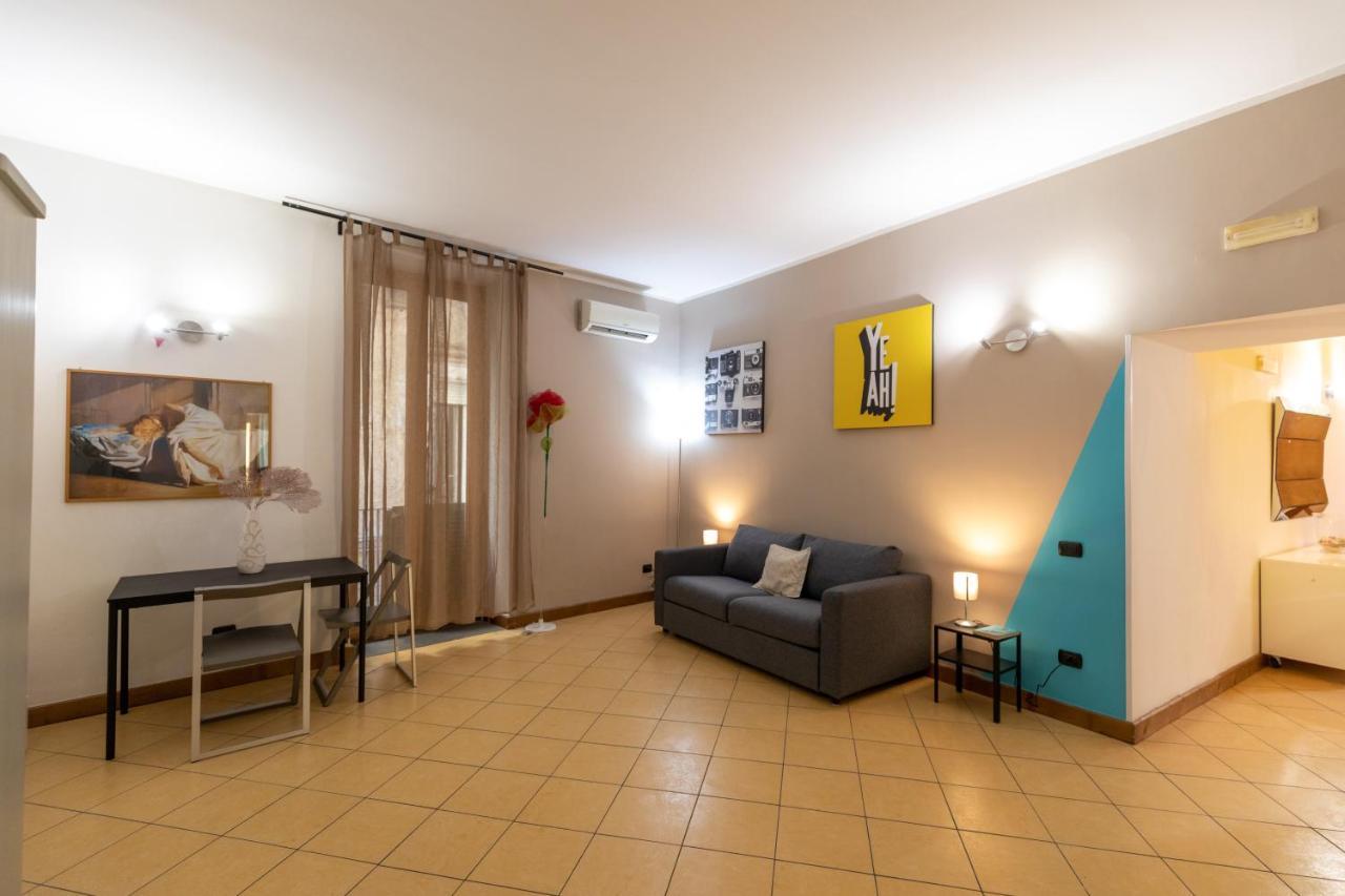 Colored House Until 7 People Above Sqplebiscito 那不勒斯 外观 照片