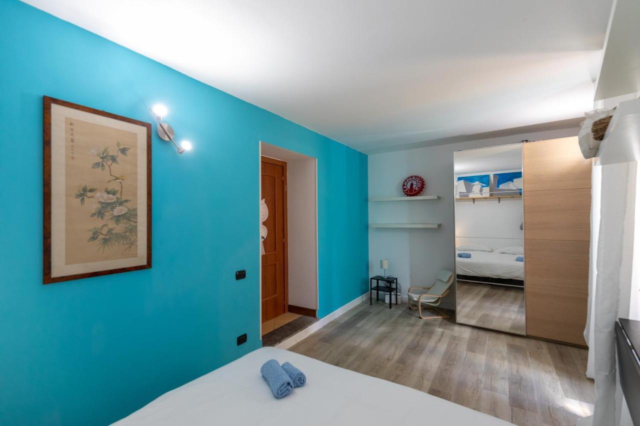 Colored House Until 7 People Above Sqplebiscito 那不勒斯 外观 照片