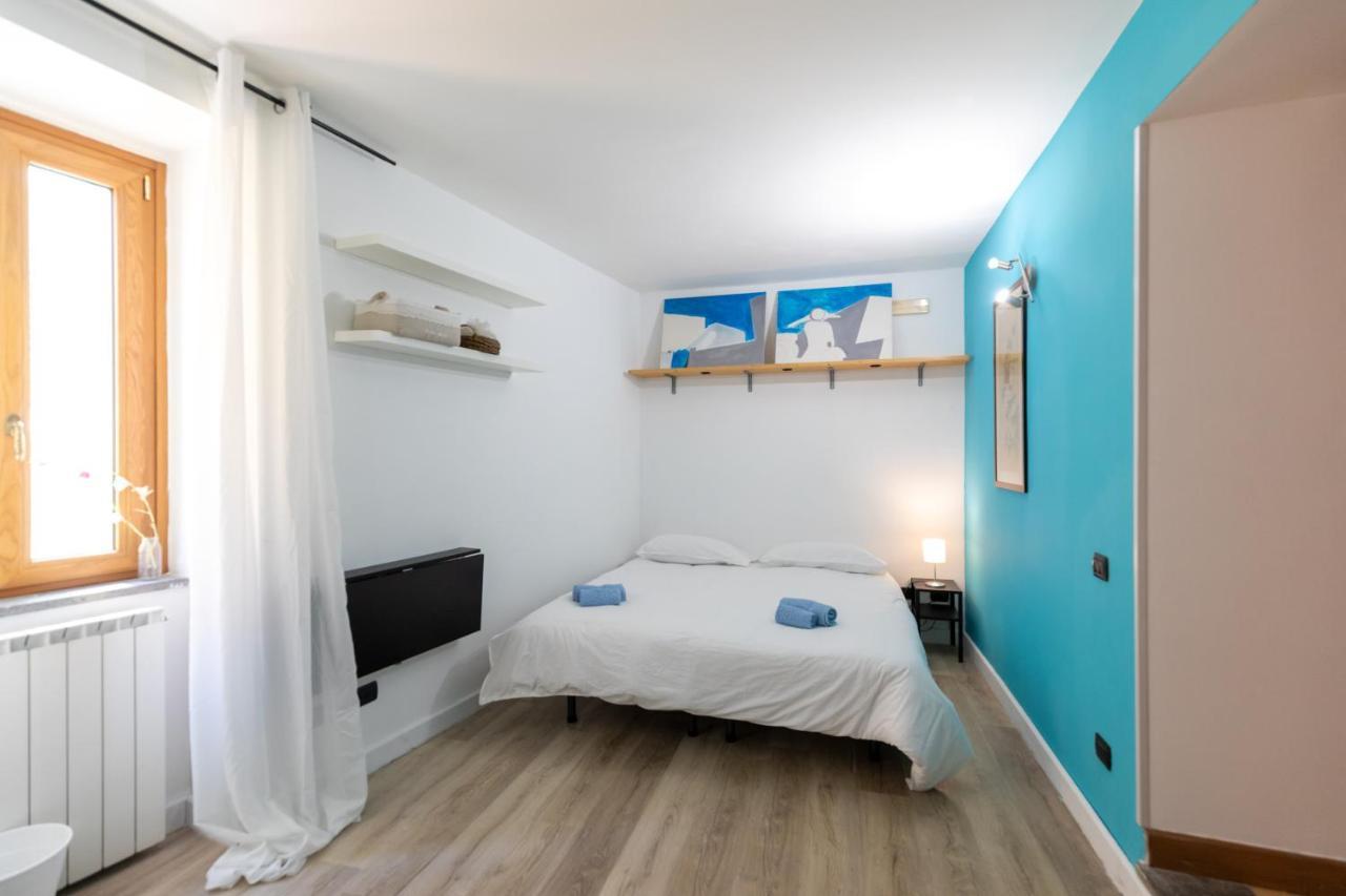 Colored House Until 7 People Above Sqplebiscito 那不勒斯 外观 照片