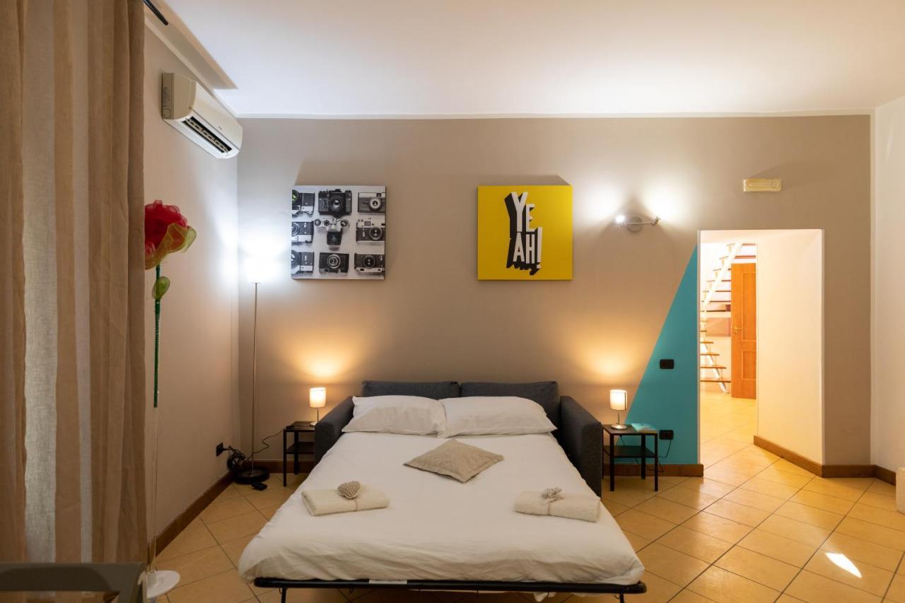 Colored House Until 7 People Above Sqplebiscito 那不勒斯 外观 照片